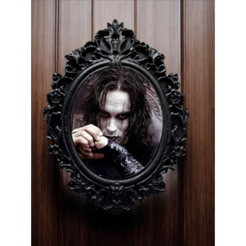 Brandon Lee Pin The Crow Pendant Pop Culture Hearthrob Badge